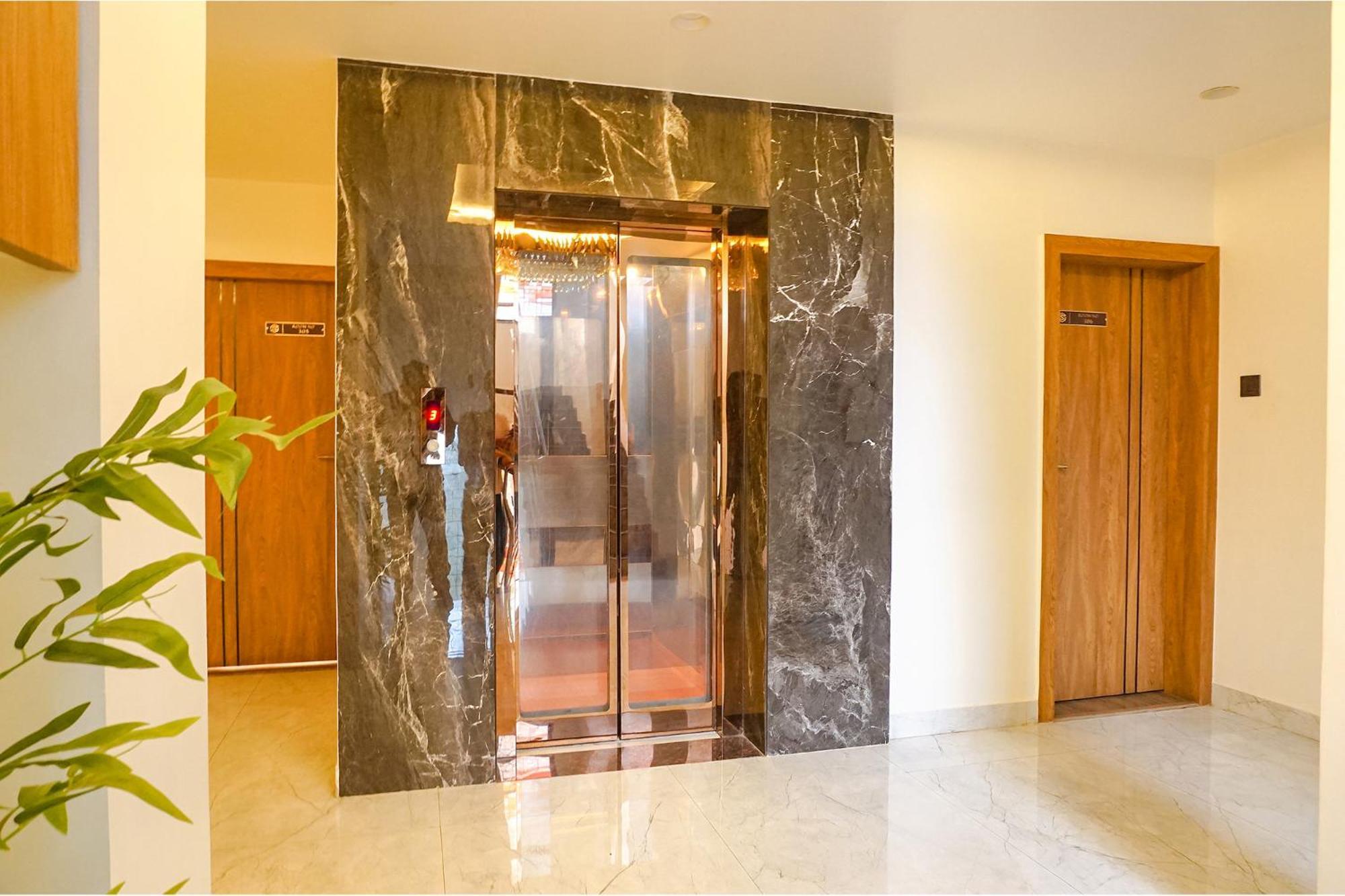 Fabhotel Prime Shourya Residency - Nr Maharshi Karve Museum Пуна Экстерьер фото